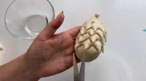 Ёжик из соленого теста. Лепим и раскрашиваем.