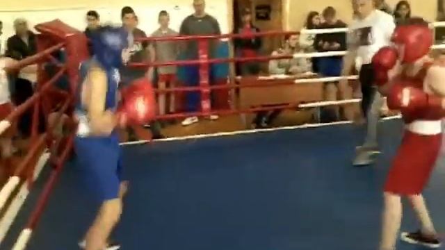 Чемпионат г. Ярцево по боксу. Давранов Сергей - Амосов Евгений смотреть онлайн