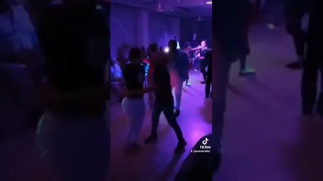 Felices los 4... Salsa Social смотреть онлайн