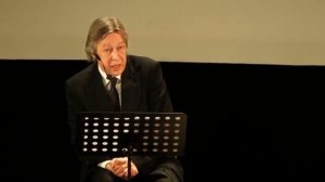 Михаил Ефремов читает А. Ахматову "Есть три эпохи у воспоминаний"