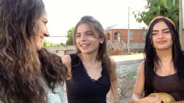 Trio Mandili - Heri bicho