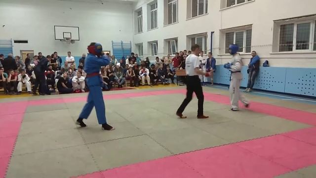 Клуб боевых искусств АРЧ. Соревнования по рукопашному бою (Бердск).Данил Дружинин-1 место????? смотреть онлайн