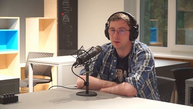 Подкаст «Кто о чём»: Константин Федутинов, замдекана факультета ПММ ВГУ смотреть онлайн