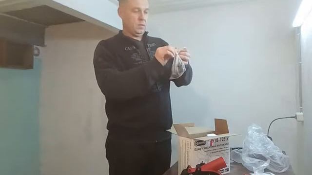 Кожух пыли удаления на болгарку и устройство одновременного пуска инструмента и пылисоса. смотреть онлайн