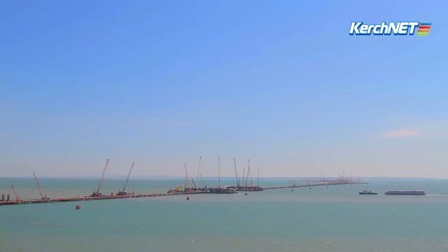 Керченский мост за мысом Ак-Бурун смотреть онлайн