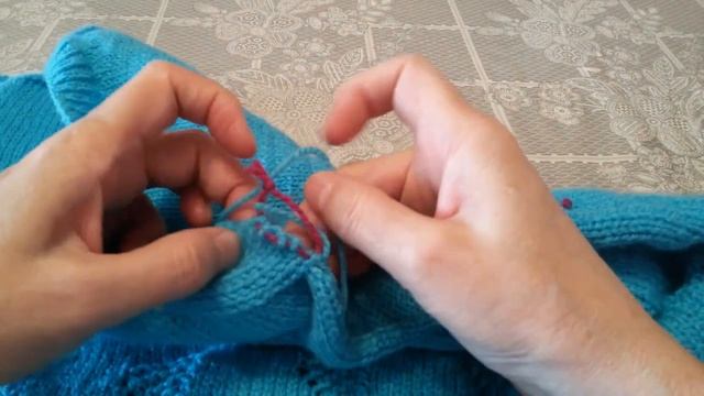РЕГЛАН - ПОГОН С ТРЕУГОЛЬНОЙ ГОРЛОВИНОЙ. КОФТОЧКА ,,МИЛА,, МК 3-ЧАСТЬ / KNITTED SWEATER / ORME KAZA смотреть онлайн