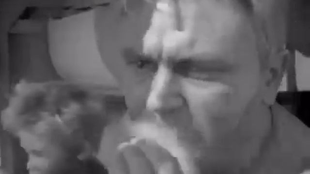 ц.И сказал тогда папа чужой:– Батюшки-свет,Да это же мой! Судьба-человека смотреть онлайн