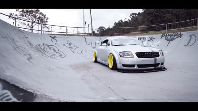 Audi TT Quattro Euro Stance Kulture - 4K смотреть онлайн