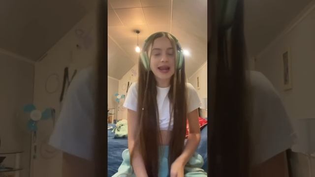 Мэйби Бэйби зачитала вживую #мэйбибэйби #babybars смотреть онлайн