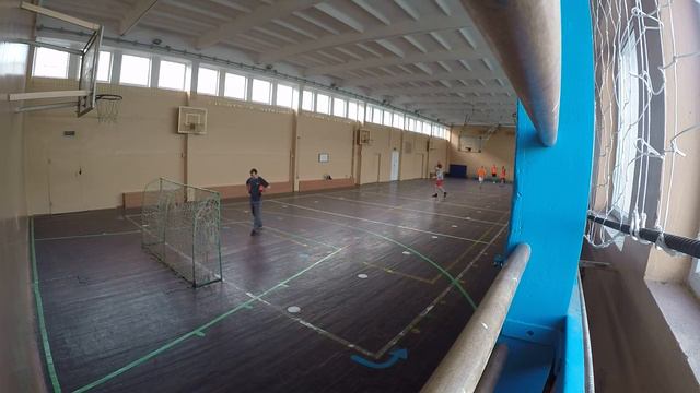 Цур подвернул ногу смотреть онлайн