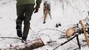 Обзор топора «Ходовой Финн» от УРМ Аника