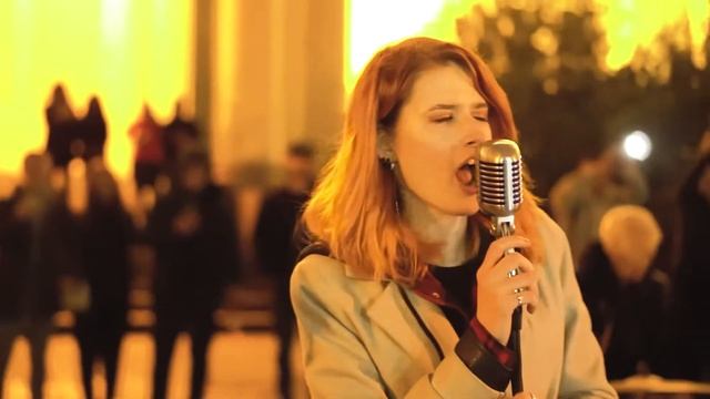 Санкт-Петербург Дворцовая площадь | музыканты смотреть онлайн