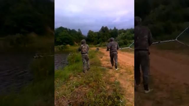 Вываживание карпа на 6кг спиннингом с тестом 5-25гр! смотреть онлайн