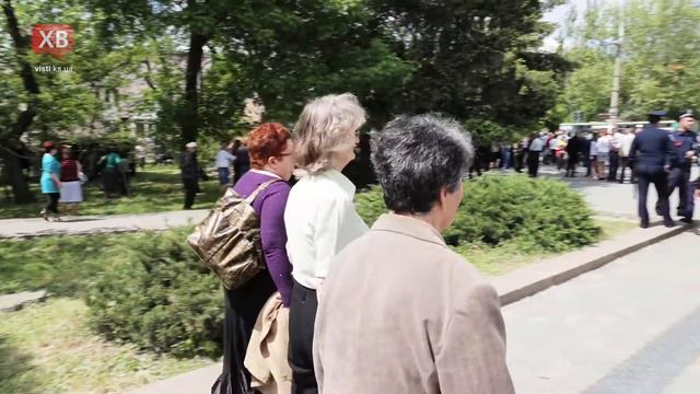Отмечают ли херсонцы День памяти и примирения? смотреть онлайн