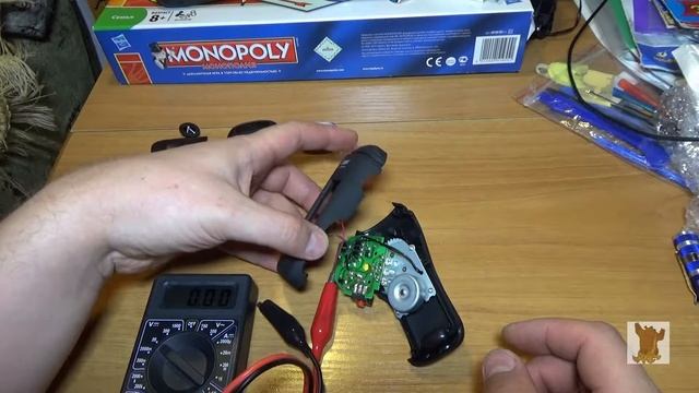 Фонарь с генератором и солнечной панелью из Китая смотреть онлайн
