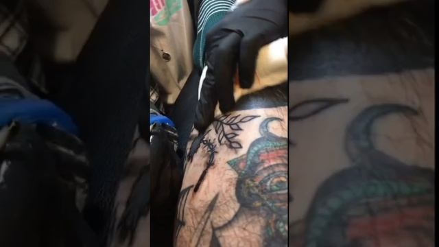 FREEHAND TRADITIONAL TATTOO - NO STENCIL! 2018 ARCHIVE смотреть онлайн