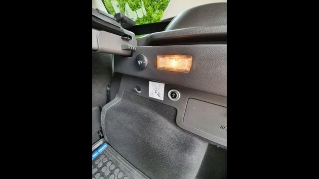 KUGA Titanium Automatik AHK und allerhand Assistenzsysteme смотреть онлайн