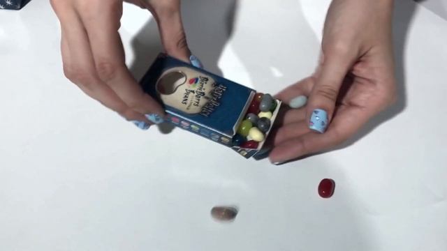 Конфеты с ужасными вкусами Bean Boozled и Bertie Botts смотреть онлайн