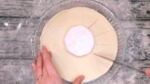 Сыр камамбер в слоеном тесте / Camembert cheese in puff pastry