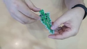 Сборка радио конструктора "Новогодняя елка на светодиодах"