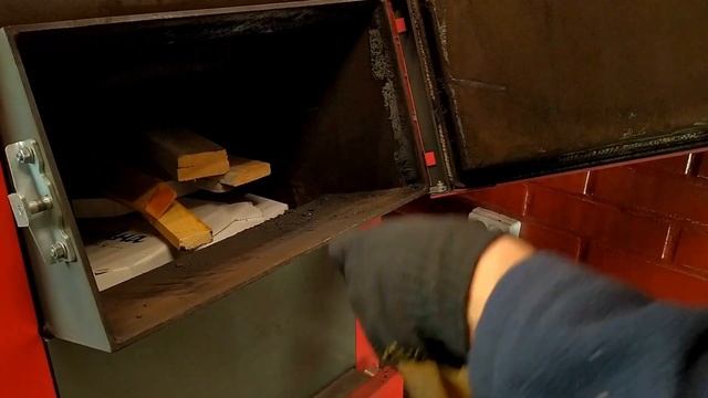 36 часов на ОДНОЙ ЗАГРУЗКЕ | Чистка и растопка котла Defro KDR Plus 3 смотреть онлайн
