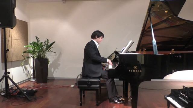 И. Дауст. «Petite Musicue Sentimentale» для ф-но и звуковой дорожки, Вадим Холоденко (ф-но) смотреть онлайн