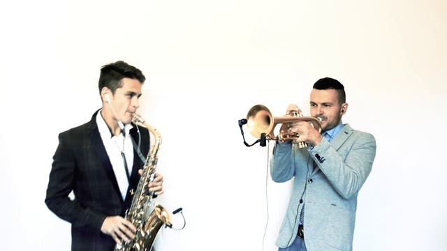 I like to move it - Reel 2 Real feat. "MAX & SAX" (SAX and TRUMPET LIVE!) смотреть онлайн