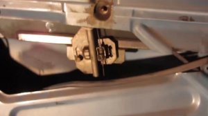 Замена бокового стекла передней двери ВАЗ 2110-2112, Приора