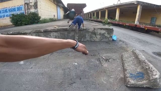 Vietnam Security Parkour vs Thief смотреть онлайн