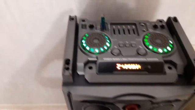 Продолжение видео Портативная колонка мощная Trolly Speaker или Jerry Power Q-210 смотреть онлайн