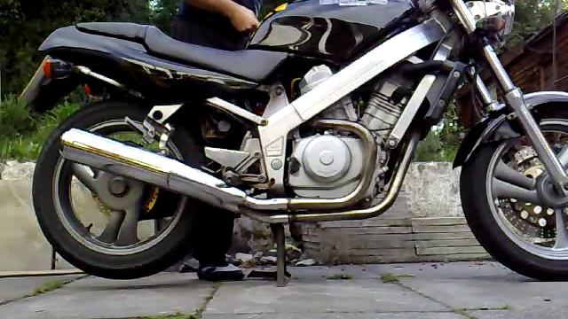 Honda Bros 400cc 33 bhp NC25 motorbike for sale смотреть онлайн