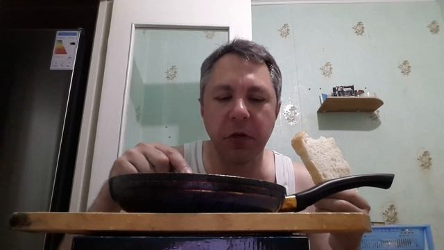 АСМР ИТИНГ. КУШАЮ ЯИЧНИЦУ ГЛАЗУНЬЮ С СОСИСКОЙ И ЗЕЛЁНЫМ ЛУЧКОМ. ASMR смотреть онлайн