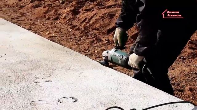 Плитный фундамент в Мендсарах. Бетонирование по маякам. Утепление цоколя и отмостки. смотреть онлайн