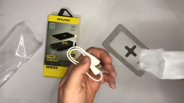 Видео обзор: Power Bank AWEI P98K (Беспроводная зарядка) 8000 mAh. Цвет: белый смотреть онлайн