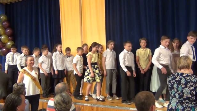 Последний звонок 2019. Часть 1. Начальная школа, директор, классные руководители смотреть онлайн