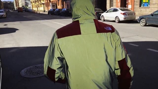Ветровка TNF x Supreme Reflective. Ставь HD. Живое видео ✅ смотреть онлайн
