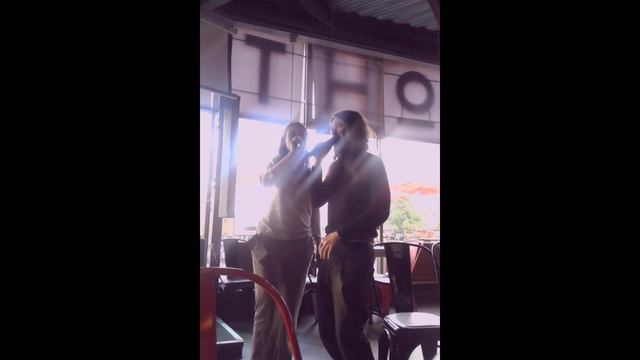 С Любой спели песенку мушкетёров! смотреть онлайн