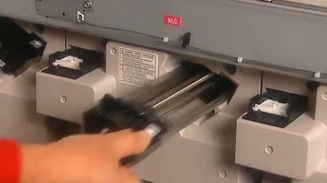 C900 - Remove the Charge Corona Unit смотреть онлайн