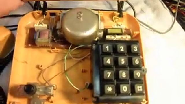 De Te We German Telephone Conversion www.A1-Telephone.com смотреть онлайн