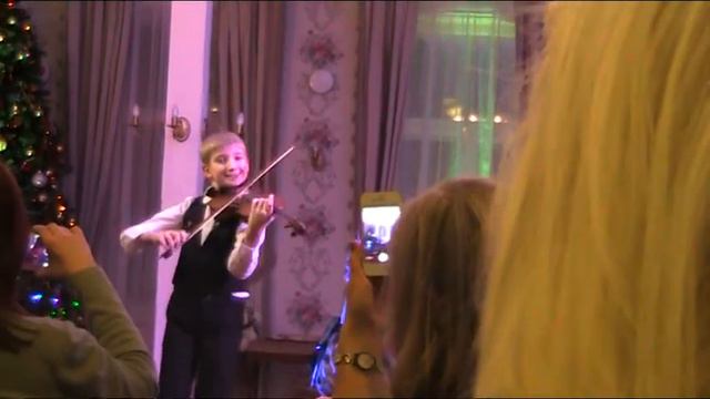 Дебюсси.  Чудный  Вечер. Исп.Тищенко Алексей (10лет)