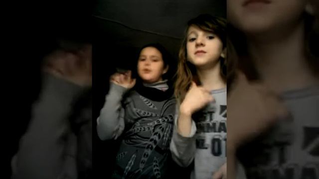 Клип на пародию)))ЭТО БЕЗУМИЕ,но с подругой!!!Подписывайтесь на канал смотреть онлайн