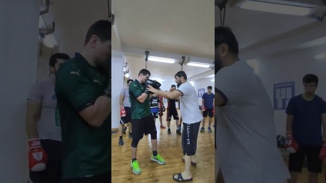 Ислам Рабаданов мастер спорта по боксу. Отработки в парах. Бокс? смотреть онлайн