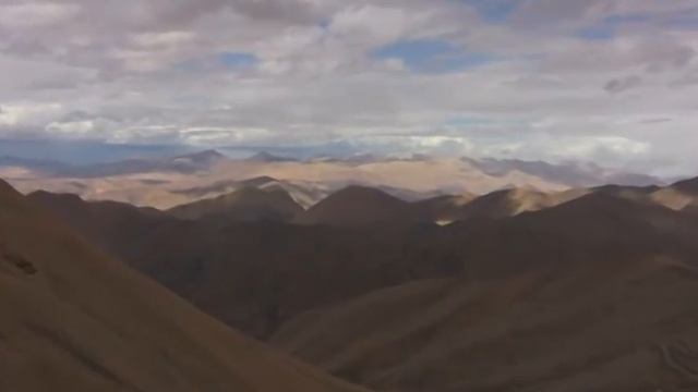 Ronnie and David shoot scenery in Tibet, round the world trip of David and Ronnie смотреть онлайн