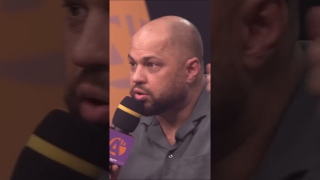 Роман Постовалов про Змея Горыныча! Смотри все выпуски в нашей группе в ОК #анекдотшоу #анекдот смотреть онлайн