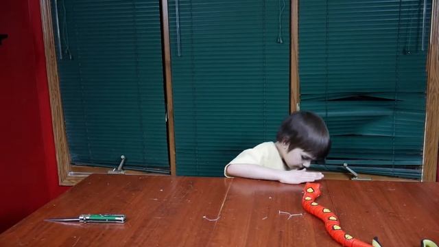 ZURU Robotic Robo Alive Pet Snake Red Battery Powered Kids Toy смотреть онлайн