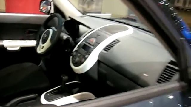 2010 Kia Soul at CIAS '09 смотреть онлайн