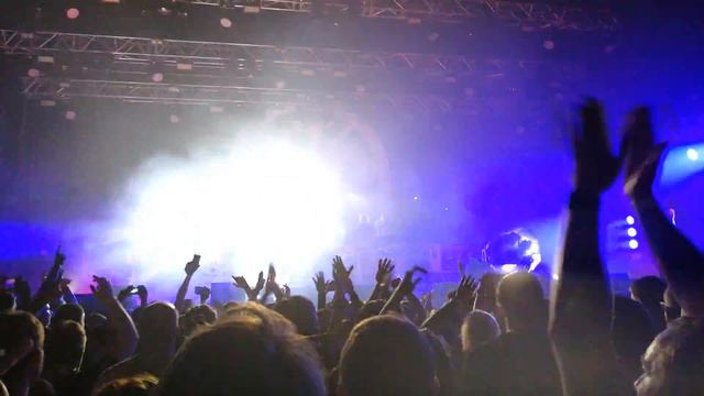 The Prodigy - Invaders Must Die