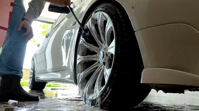 BMW Detailing CarPro CQuartz UK 3.0 Ceramic Coating смотреть онлайн