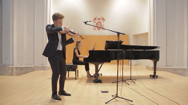 Jaime Naya: 1st Prize Leonid Kogan International Competition for Young Violinists 1st Prize смотреть онлайн