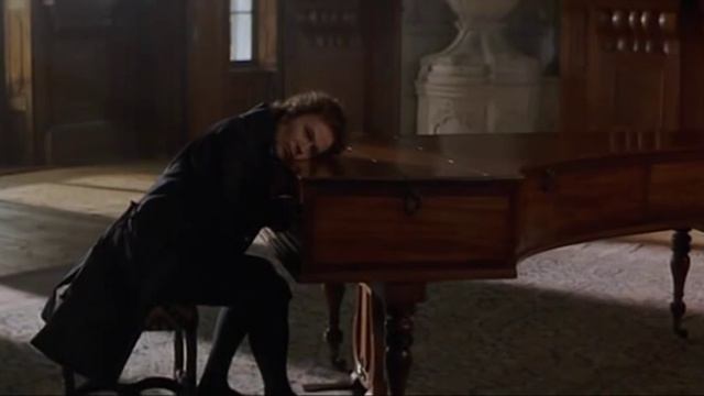 "Amada Inmortal" Escena de la sonata Claro de luna (Español Latino) смотреть онлайн